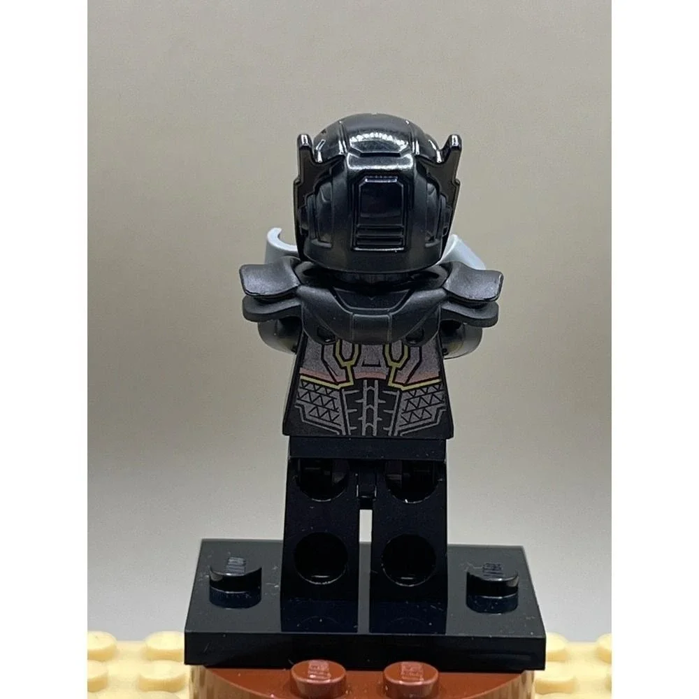 LEGO Galactic Bounty Hunter Minifigure Series 19 Black Excellent col352